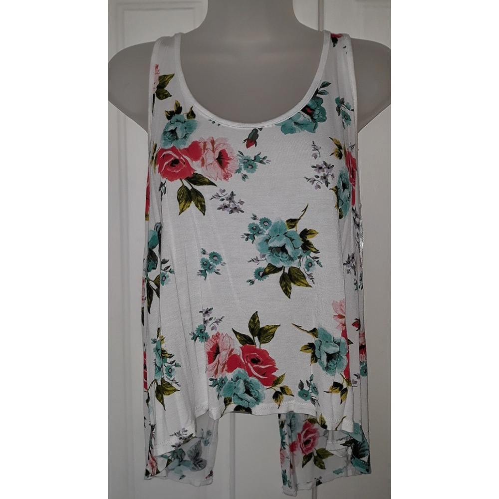 Ambiance | Floral Split Back Tank